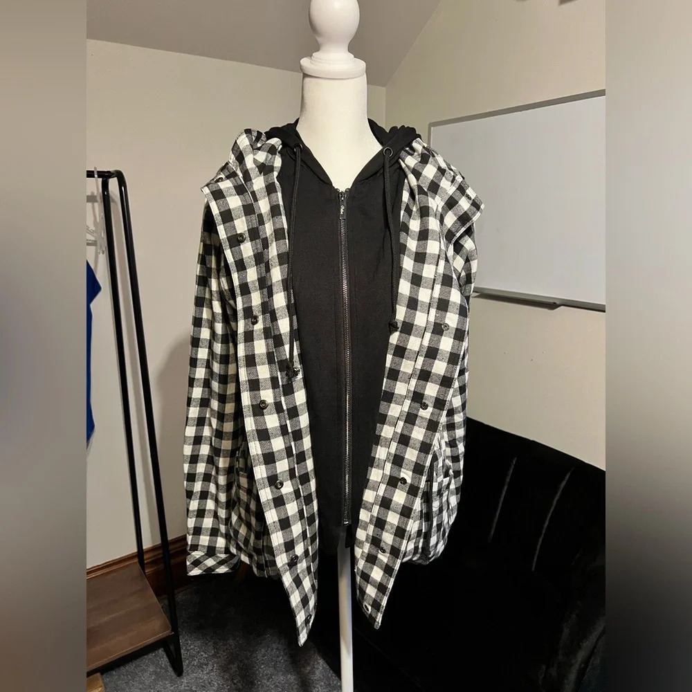 Plaid Layered Full-Zip Shacket l PTP 21